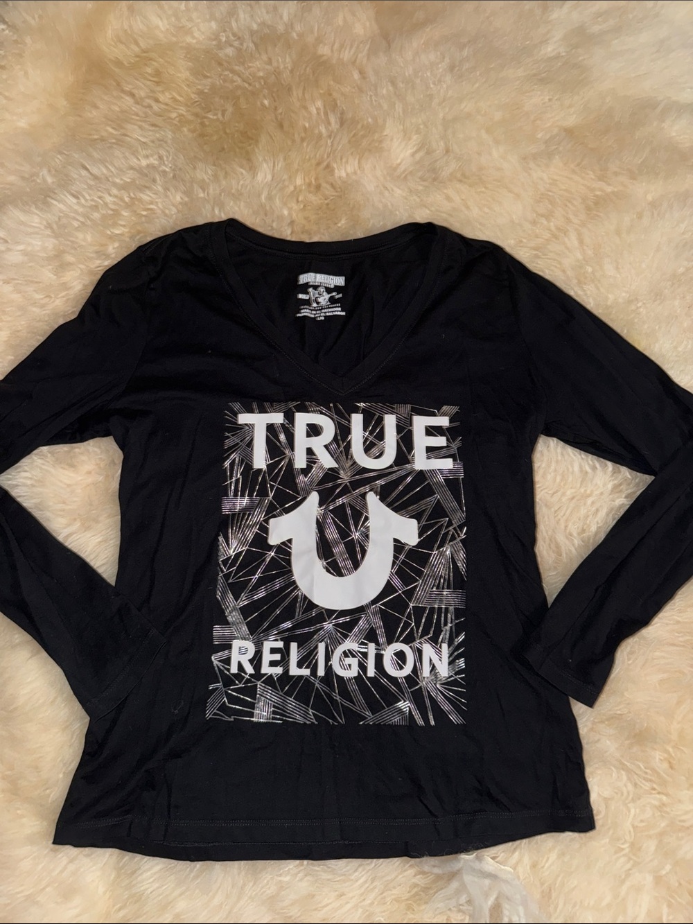 True Religion Black Long-Sleeve V-Neck Logo Tee Large